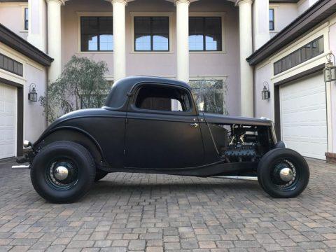 1934 Ford Three Window Coupe zu verkaufen
